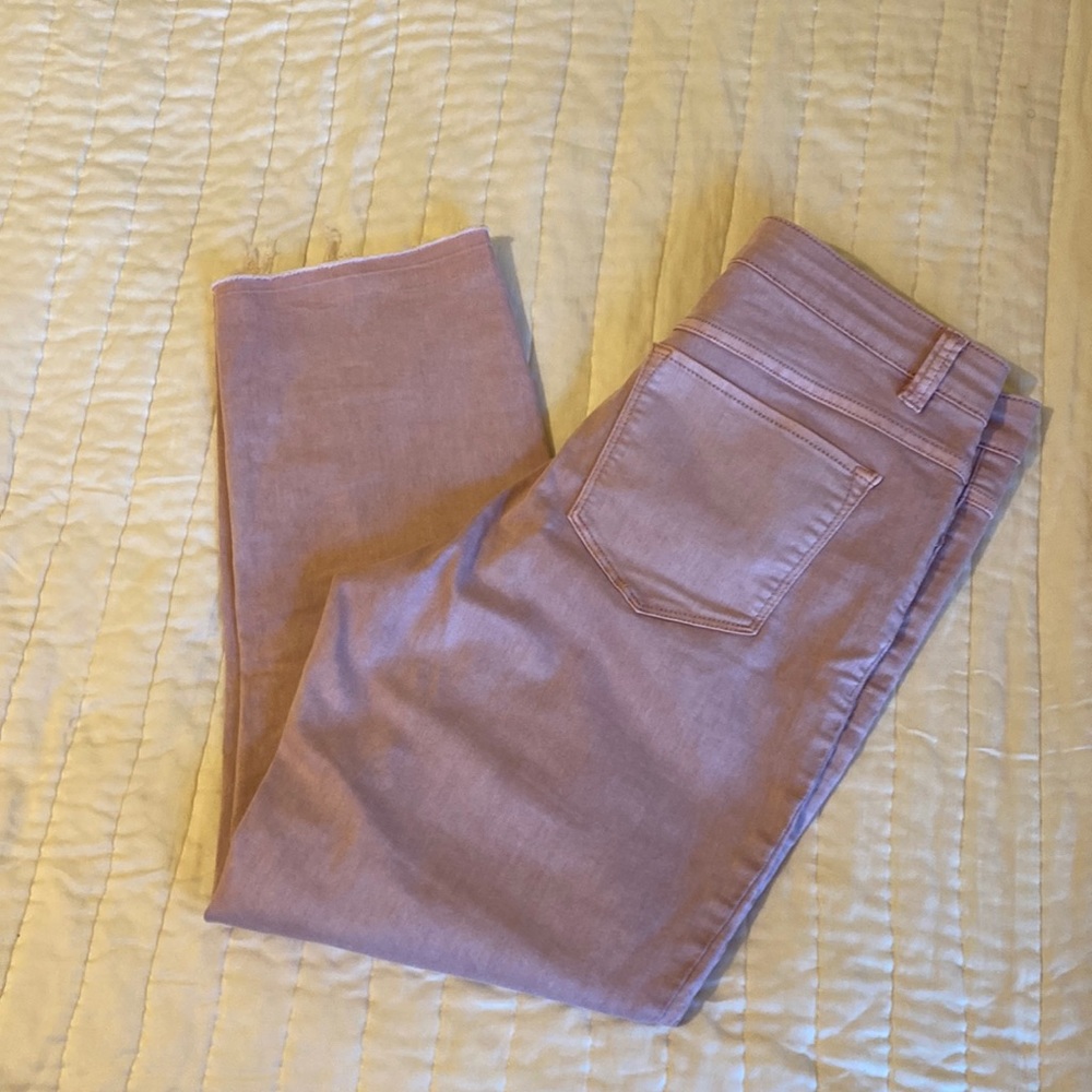 5-pocket pink straight legged pants